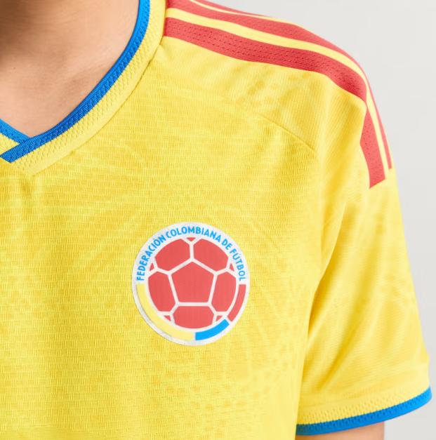 Combo La Sele Camiseta + Pulsera Premium